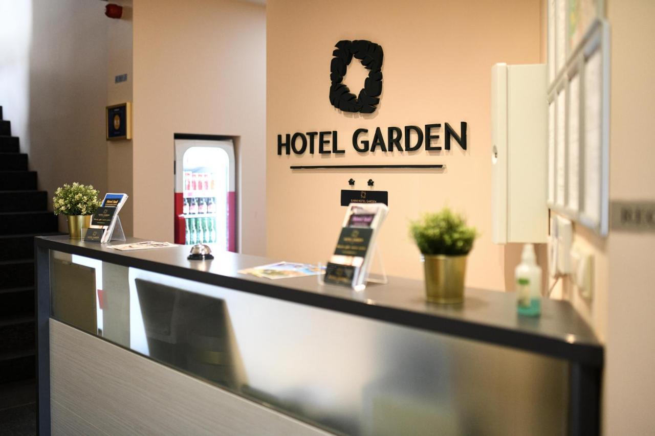 Hotel Garden Novi Sad Extérieur photo
